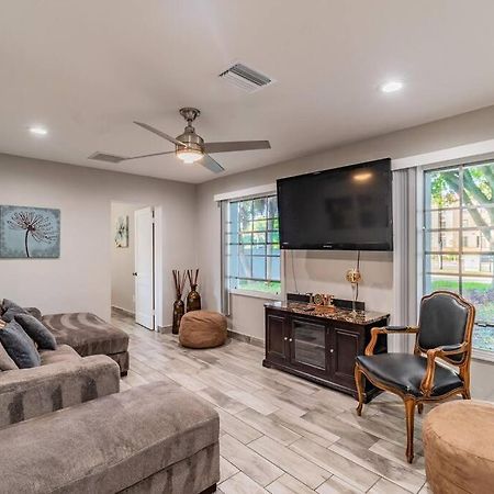הוילה טאמפה Town 'N' Country Cozy Corner, Your Florida Fun Hub מראה חיצוני תמונה